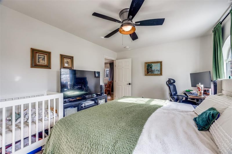 1322 Sears Street W, Denison TX 75020 - Photo 17