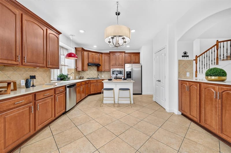 10906 Ascot Drive, Frisco TX 75033 - Photo 6