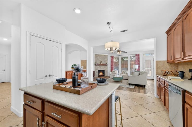 10906 Ascot Drive, Frisco TX 75033 - Photo 9