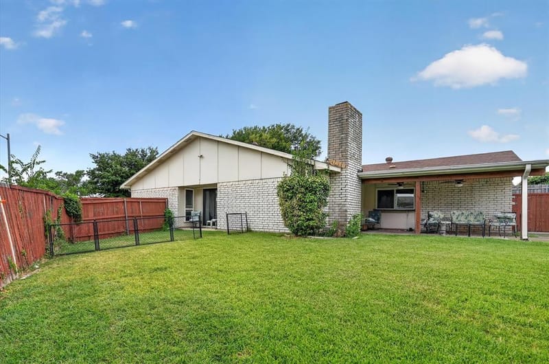 2021 Emory Oak Drive, Carrollton TX 75007 - Photo 32