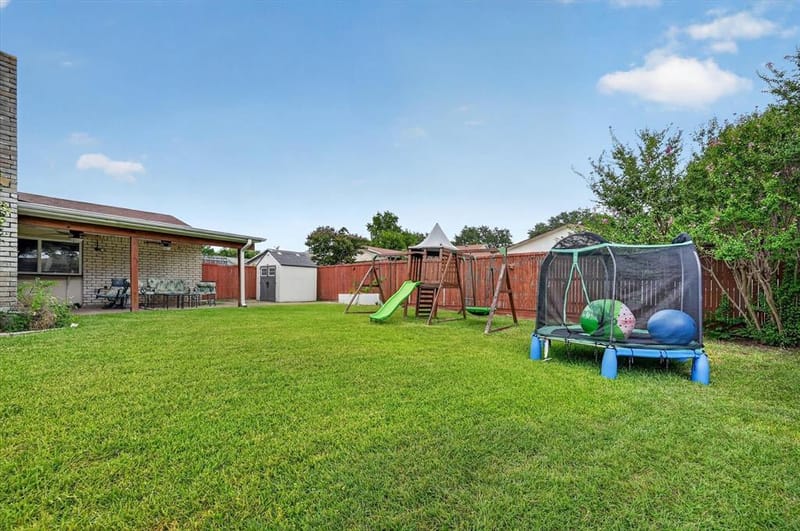 2021 Emory Oak Drive, Carrollton TX 75007 - Photo 31