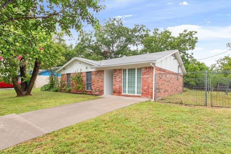 901 Church Avenue, Waco TX 76706 - Photo 7