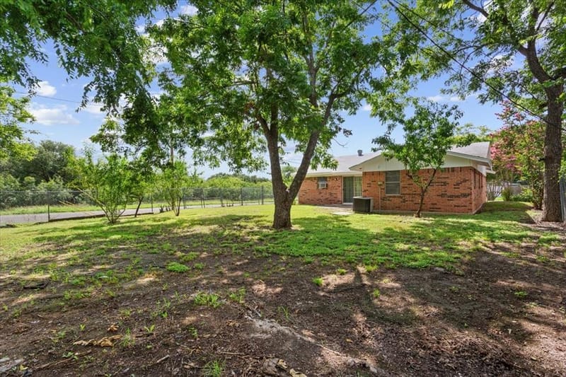 901 Church Avenue, Waco TX 76706 - Photo 28