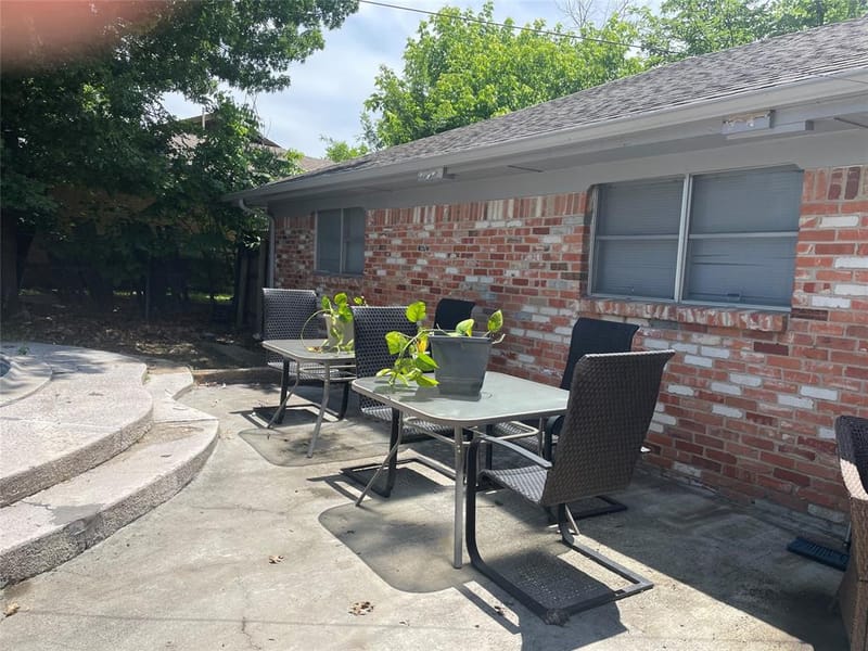 236 Hallbrook Drive, Fort Worth TX 76134 - Photo 14