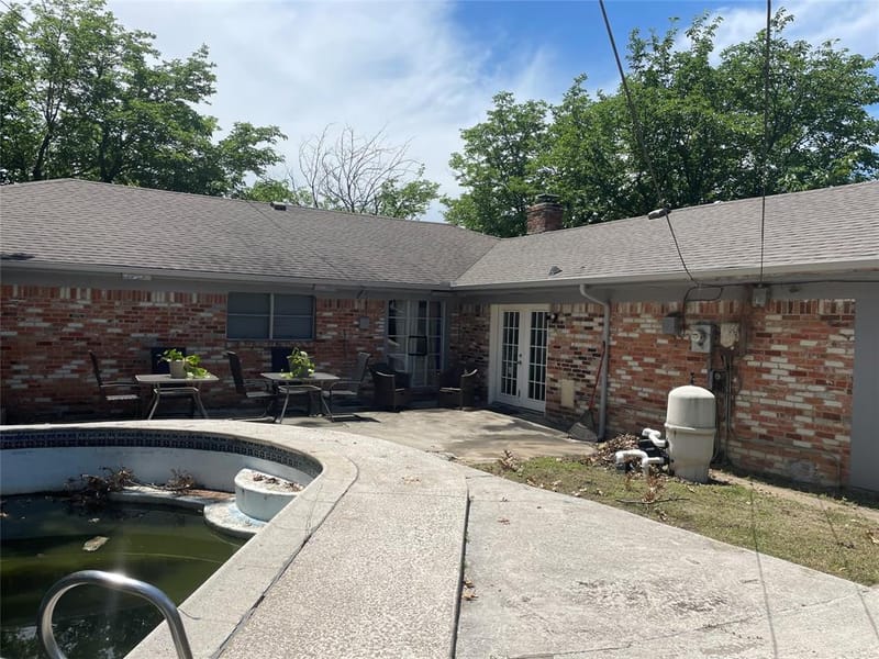 236 Hallbrook Drive, Fort Worth TX 76134 - Photo 15