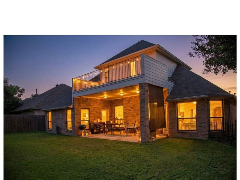 7416 Rolling Hills Drive, Benbrook TX 76126 - Photo 2