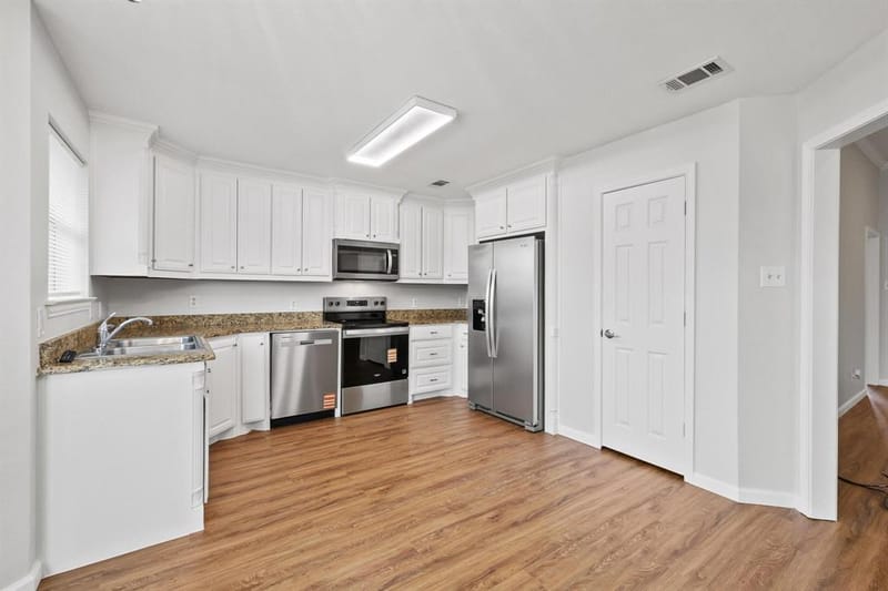 4810 Hilre Drive, Sherman TX 75092 - Photo 11