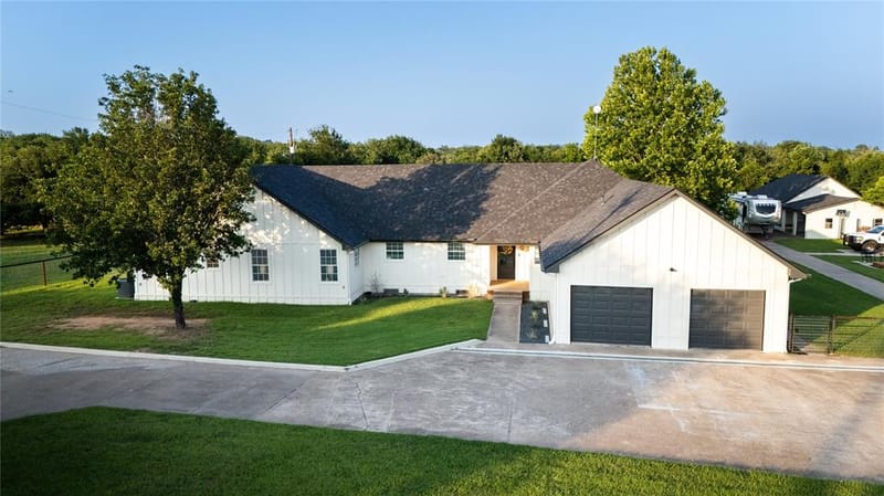 1324 Tidwell Road, Weatherford TX 76087 - Photo 2