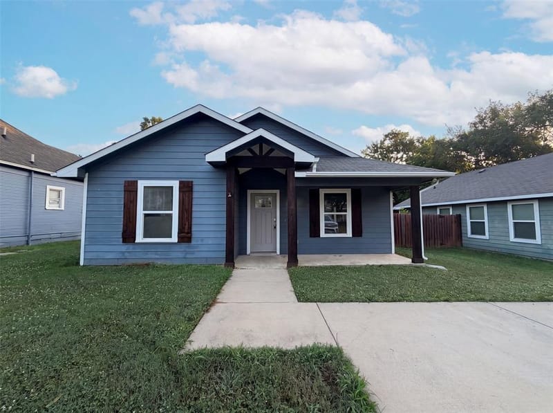 709 W Hull Street, Denison TX 75020 - Photo 18