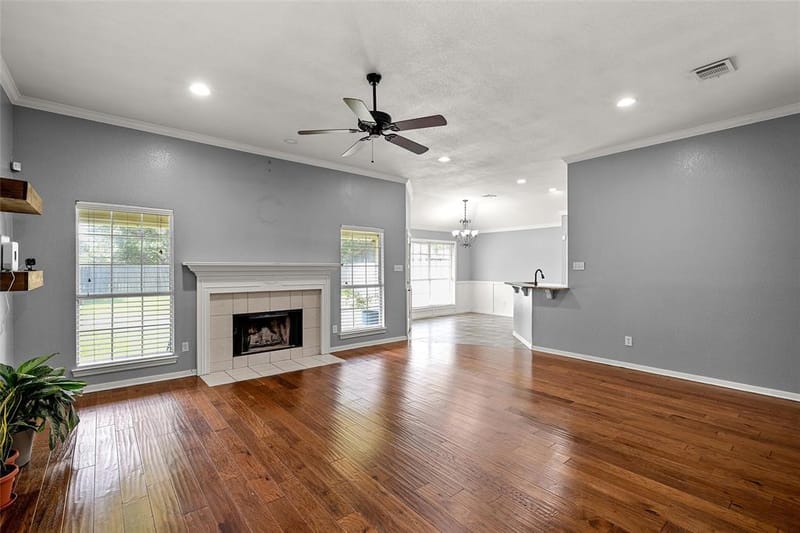 10604 Sierra West Drive, Waco TX 76712 - Photo 3