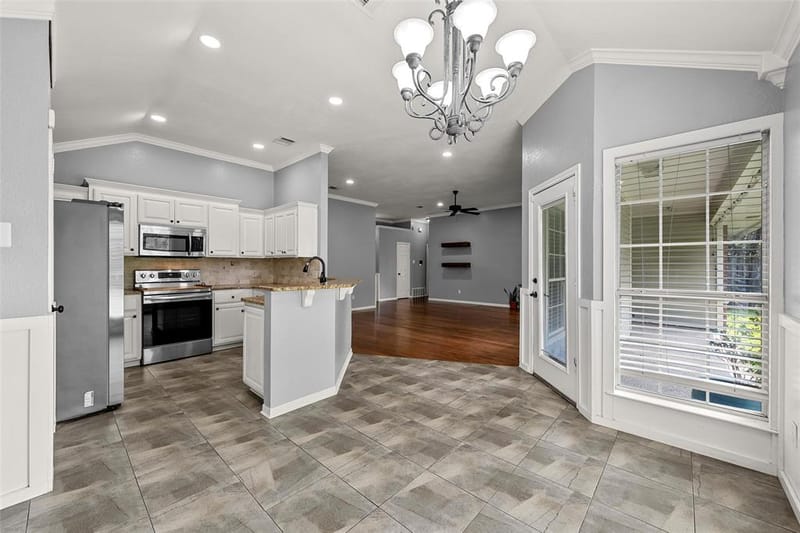 10604 Sierra West Drive, Waco TX 76712 - Photo 10