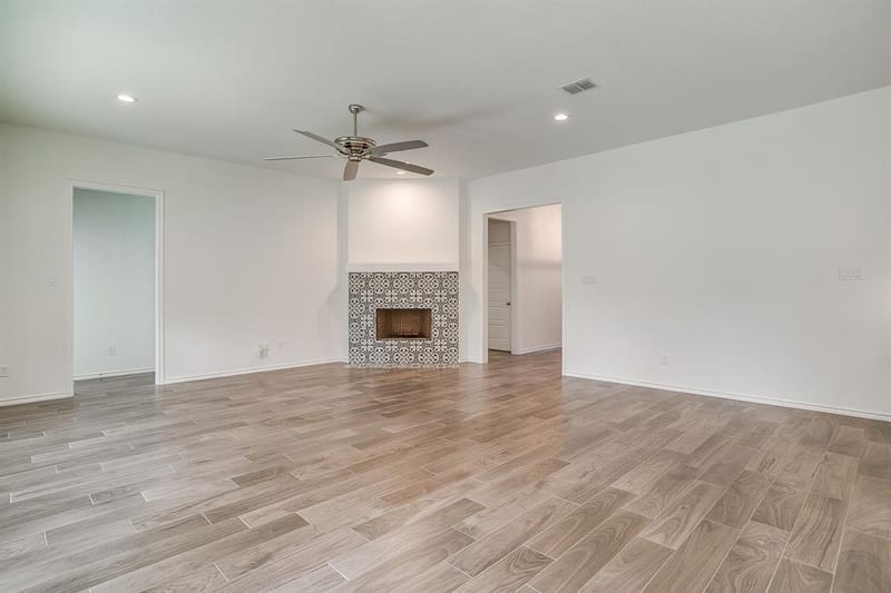 6817 Trail Rock Drive, Benbrook TX 76126 - Photo 6
