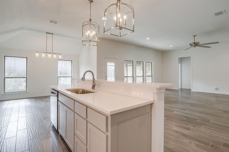 6817 Trail Rock Drive, Benbrook TX 76126 - Photo 9