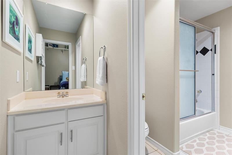 1718 Wanda Way, Arlington TX 76001 - Photo 19