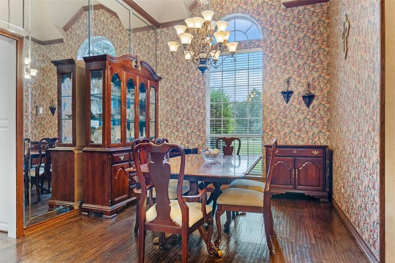 1718 Wanda Way, Arlington TX 76001 - Photo 8