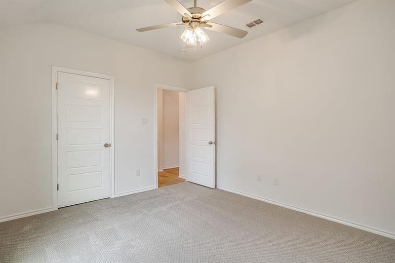 6913 Trail Rock Drive, Benbrook TX 76126 - Photo 32