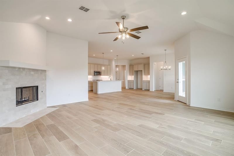 6913 Trail Rock Drive, Benbrook TX 76126 - Photo 18