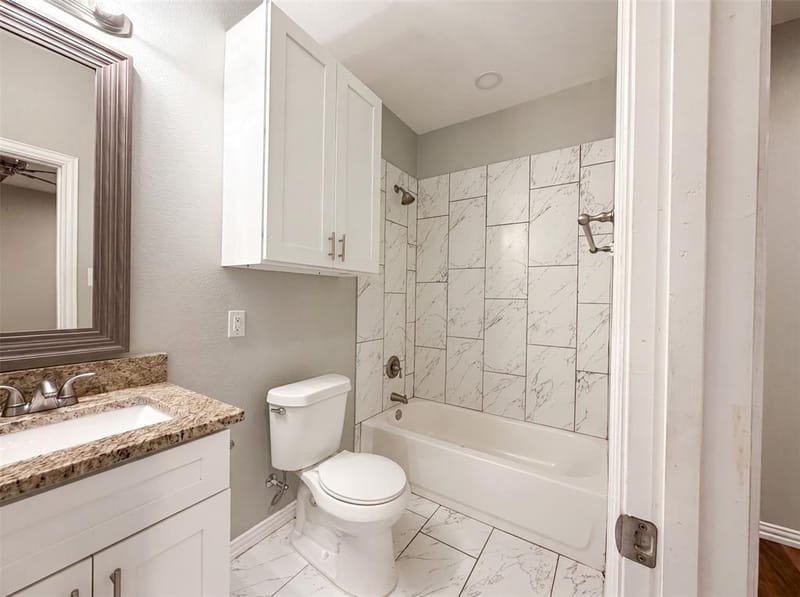619 E Arlington Avenue, Fort Worth TX 76104 - Photo 13
