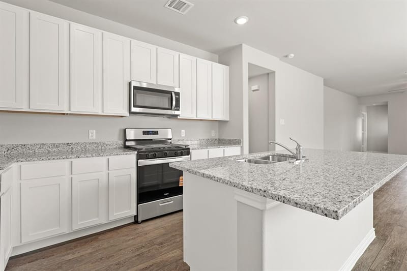 7004 Trestle Street, Fort Worth TX 76036 - Photo 4