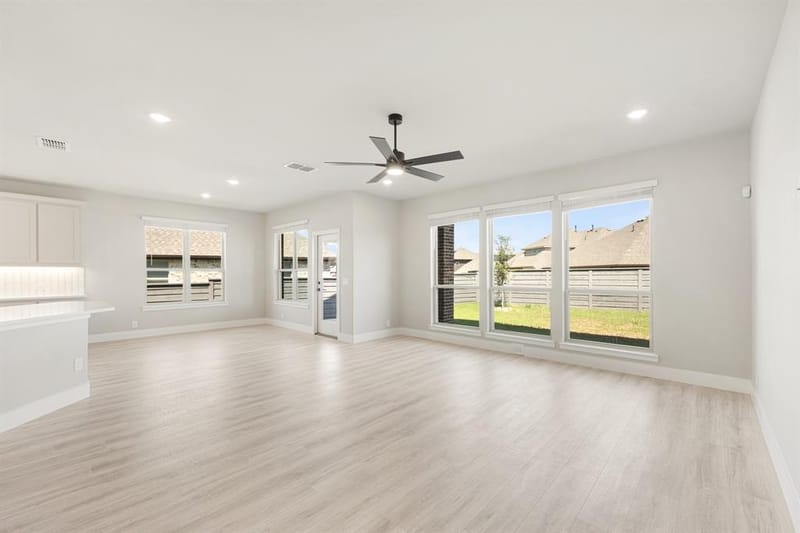 825 Twisted Leaf Lane, Little Elm TX 76227 - Photo 17