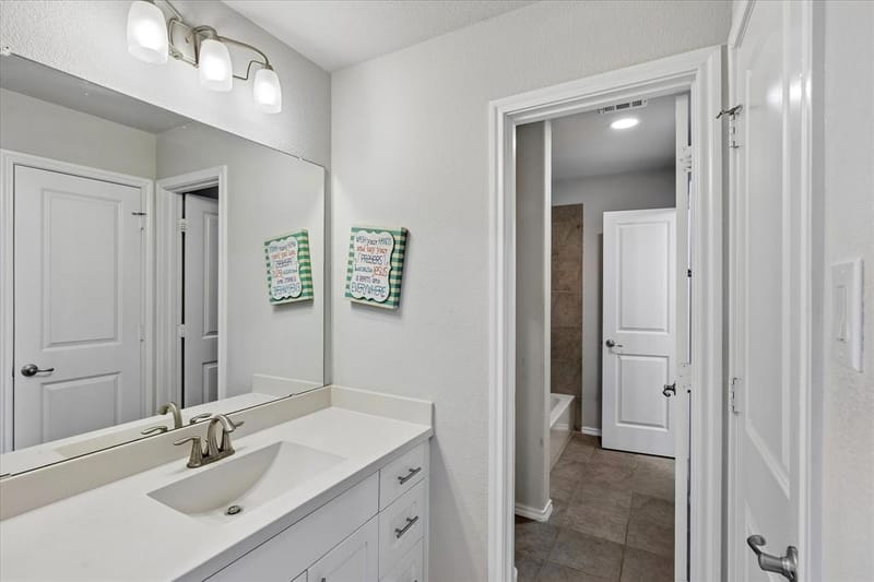 10817 Pedernales Falls Drive, Flower Mound TX 76226 - Photo 29