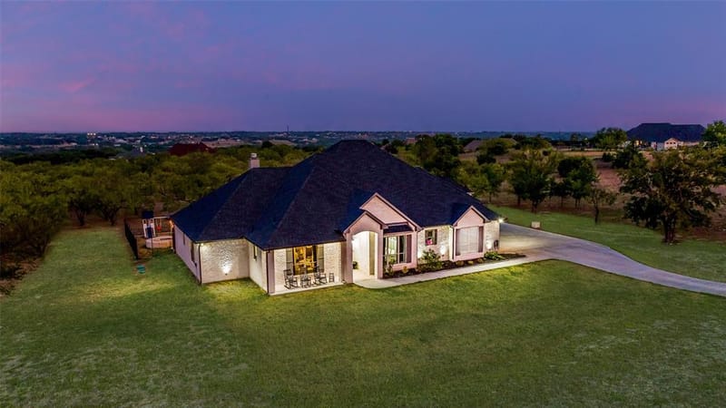101 Trail Ridge, Weatherford TX 76087 - Photo 3
