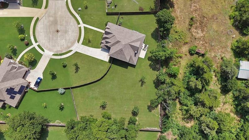 810 Sundown Court, Midlothian TX 76065 - Photo 3