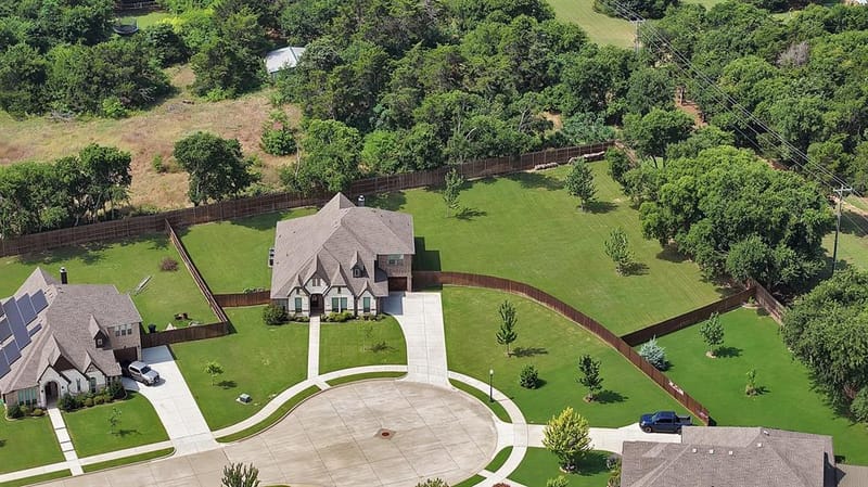 810 Sundown Court, Midlothian TX 76065 - Photo 4