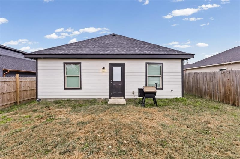 1326 Hemphill Street, Greenville TX 75401 - Photo 35