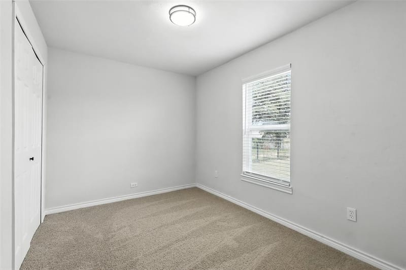 3212 Galvez Avenue, Fort Worth TX 76111 - Photo 16