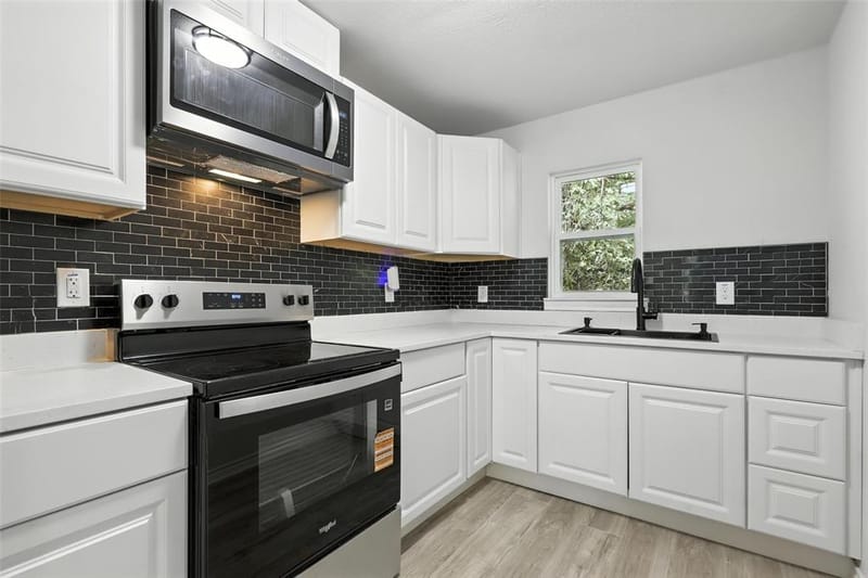 3212 Galvez Avenue, Fort Worth TX 76111 - Photo 8