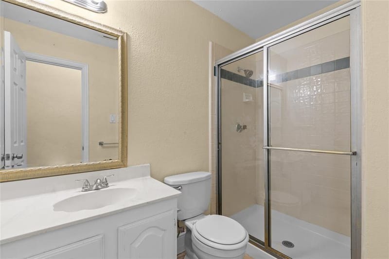 3607 Flagstone Drive, Carrollton TX 75007 - Photo 15