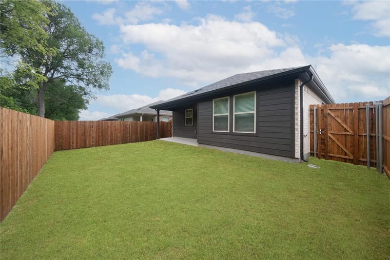 3404 Cloyce Box Drive, Anna TX 75409 - Photo 2