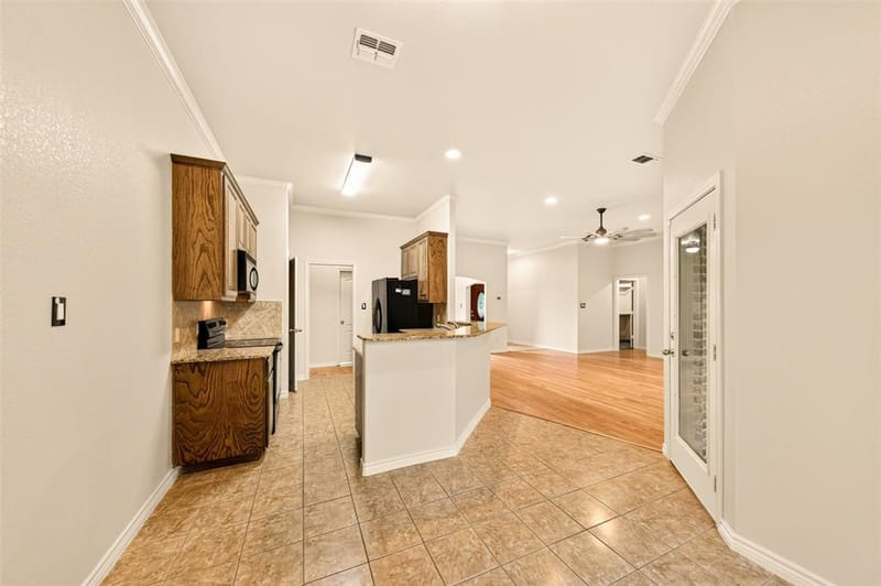 2105 Ridgewood Drive, Bridgeport TX 76426 - Photo 12