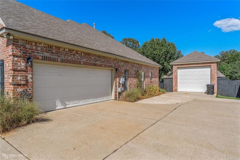 605 Jade Circle, Haughton LA 71037 - Photo 2