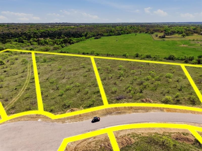 1424 Weston Ridge, Grandview TX 76050 - Photo 2