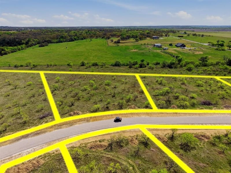 1416 Weston Ridge, Grandview TX 76050 - Photo 2
