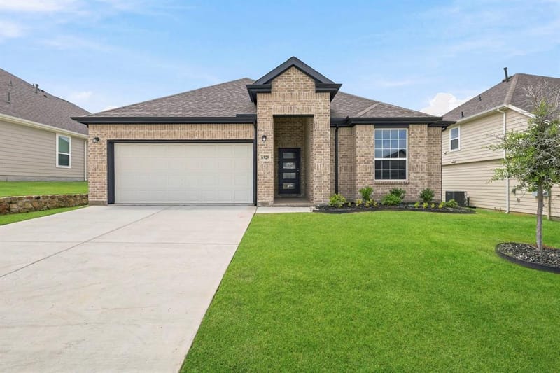 6929 Night Owl Lane, Fort Worth TX 76036