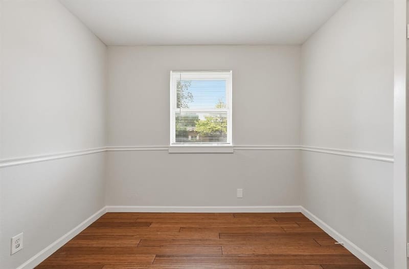760 Oakwood Avenue, Hurst TX 76053 - Photo 23