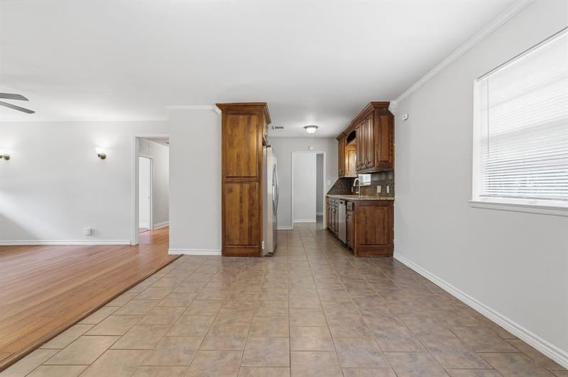 760 Oakwood Avenue, Hurst TX 76053 - Photo 12