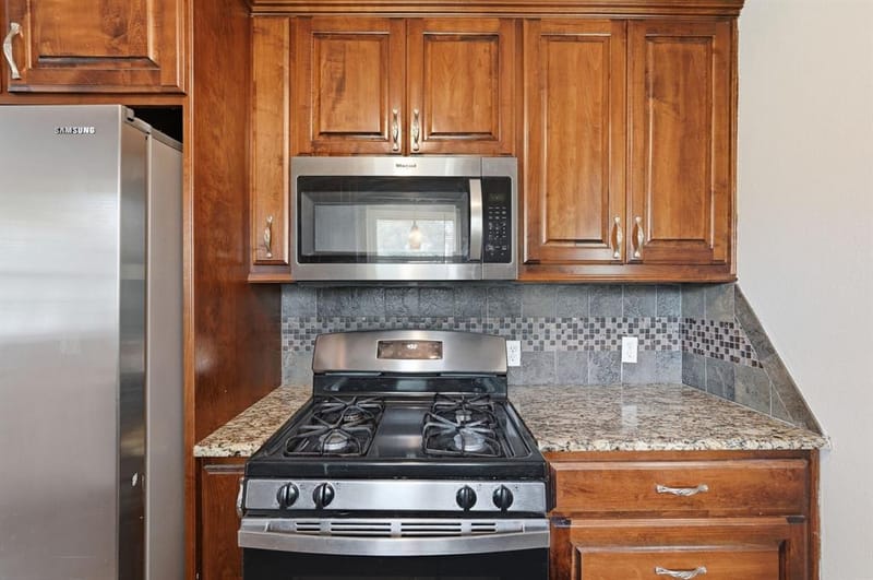 760 Oakwood Avenue, Hurst TX 76053 - Photo 15