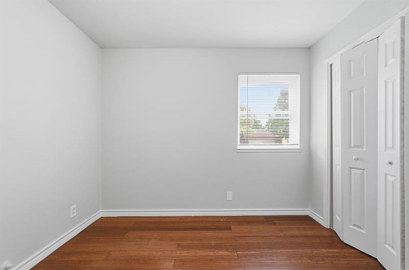 760 Oakwood Avenue, Hurst TX 76053 - Photo 21