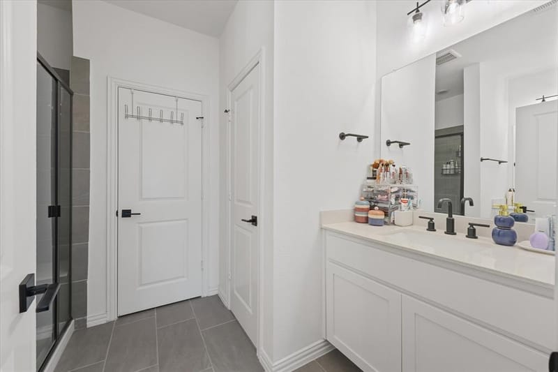 7562 Edgeware Road, Dallas TX 75228 - Photo 16