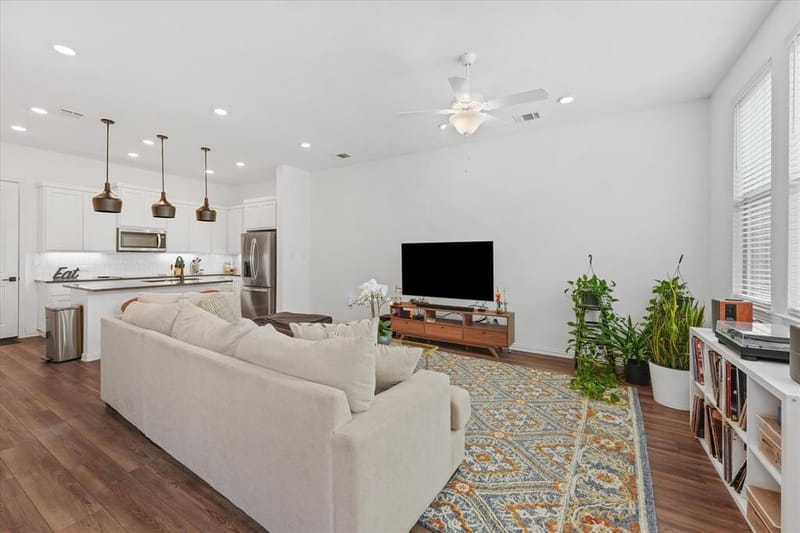 7562 Edgeware Road, Dallas TX 75228 - Photo 5