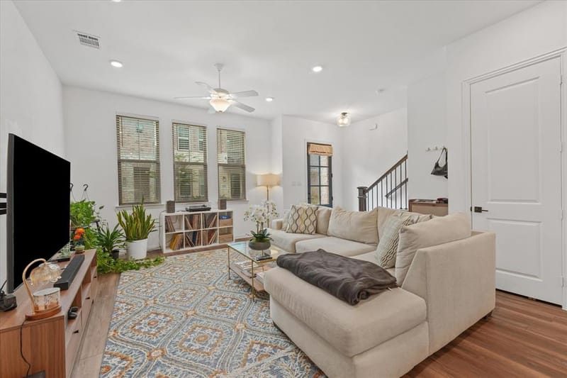 7562 Edgeware Road, Dallas TX 75228 - Photo 10