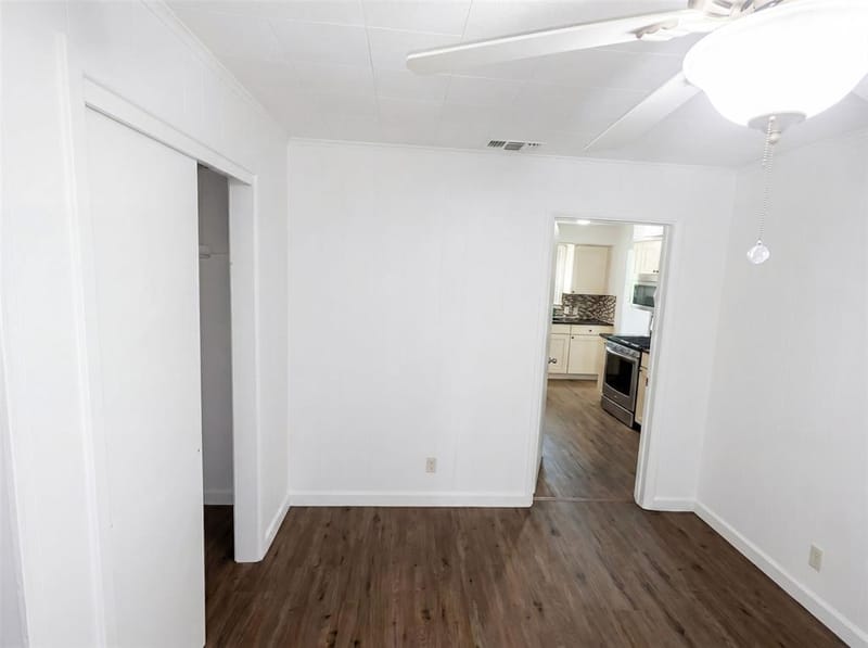 421 N 3rd Street, Jacksboro TX 76458 - Photo 6