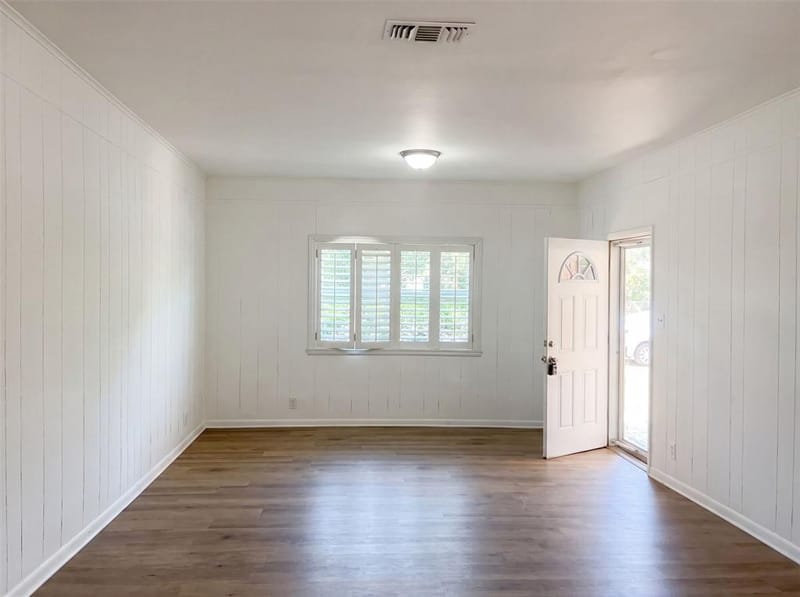 421 N 3rd Street, Jacksboro TX 76458 - Photo 3