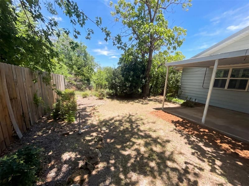 421 N 3rd Street, Jacksboro TX 76458 - Photo 19