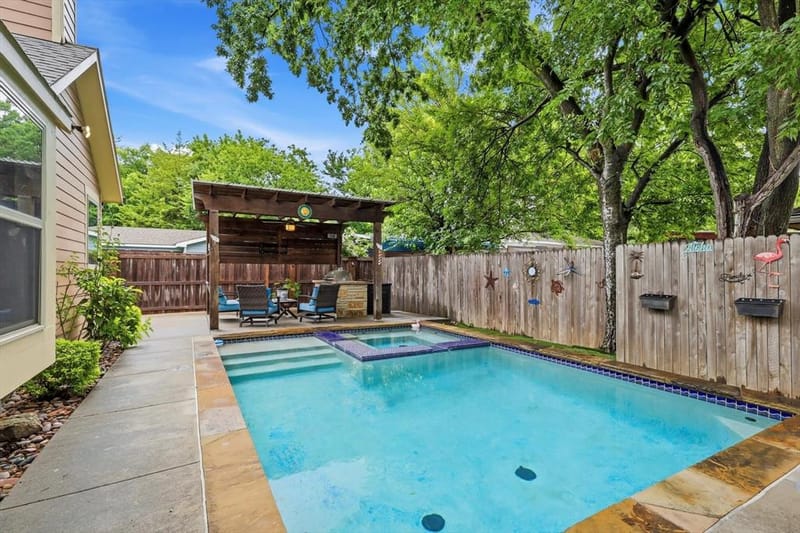 1302 Lela Street, McKinney TX 75069 - Photo 2