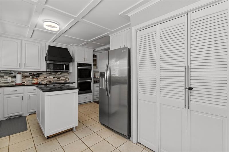 2900 Bedfordshire, Bedford TX 76021 - Photo 17